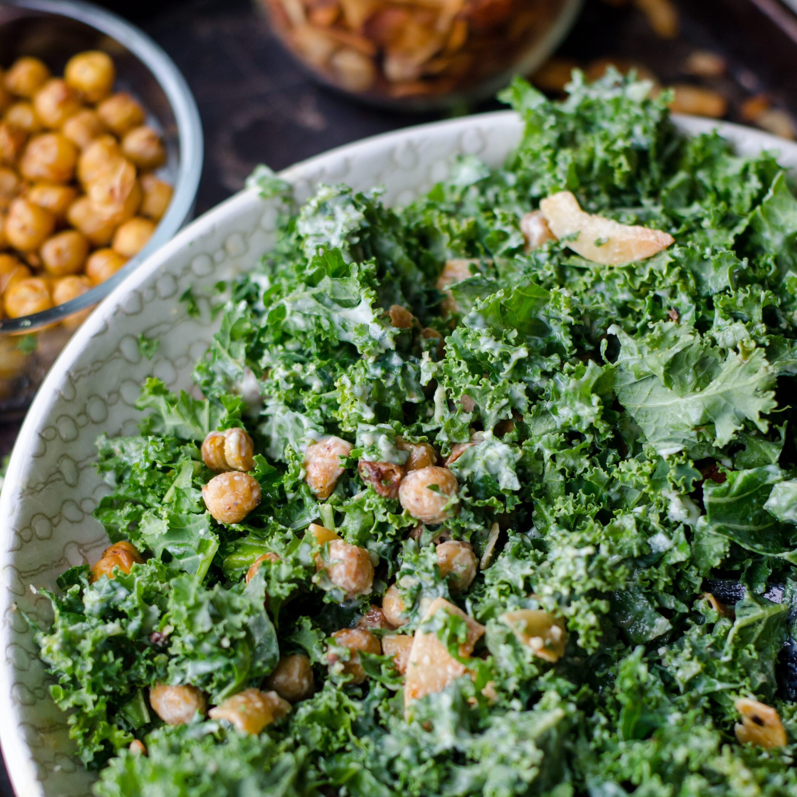 High protein Kale and chickpea salad